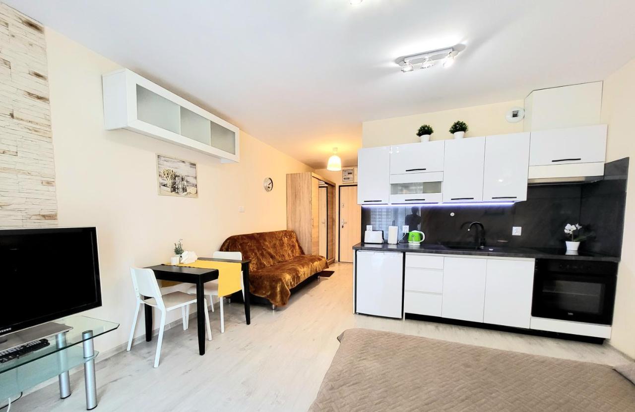 Cracow Novum Apartment Downtown 4 Persons คราคูฟ ภายนอก รูปภาพ
